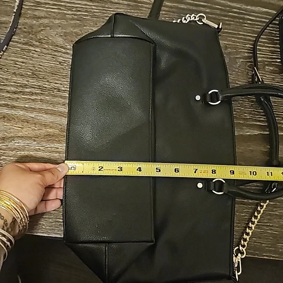 VS Purse and Wristlet Set - Picture 4 of 9